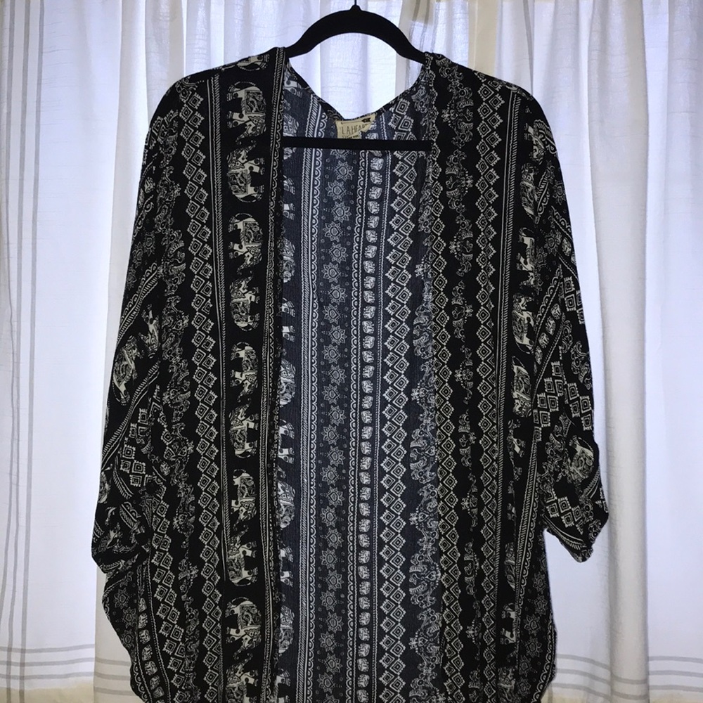 LA Hearts Elephant Shawl